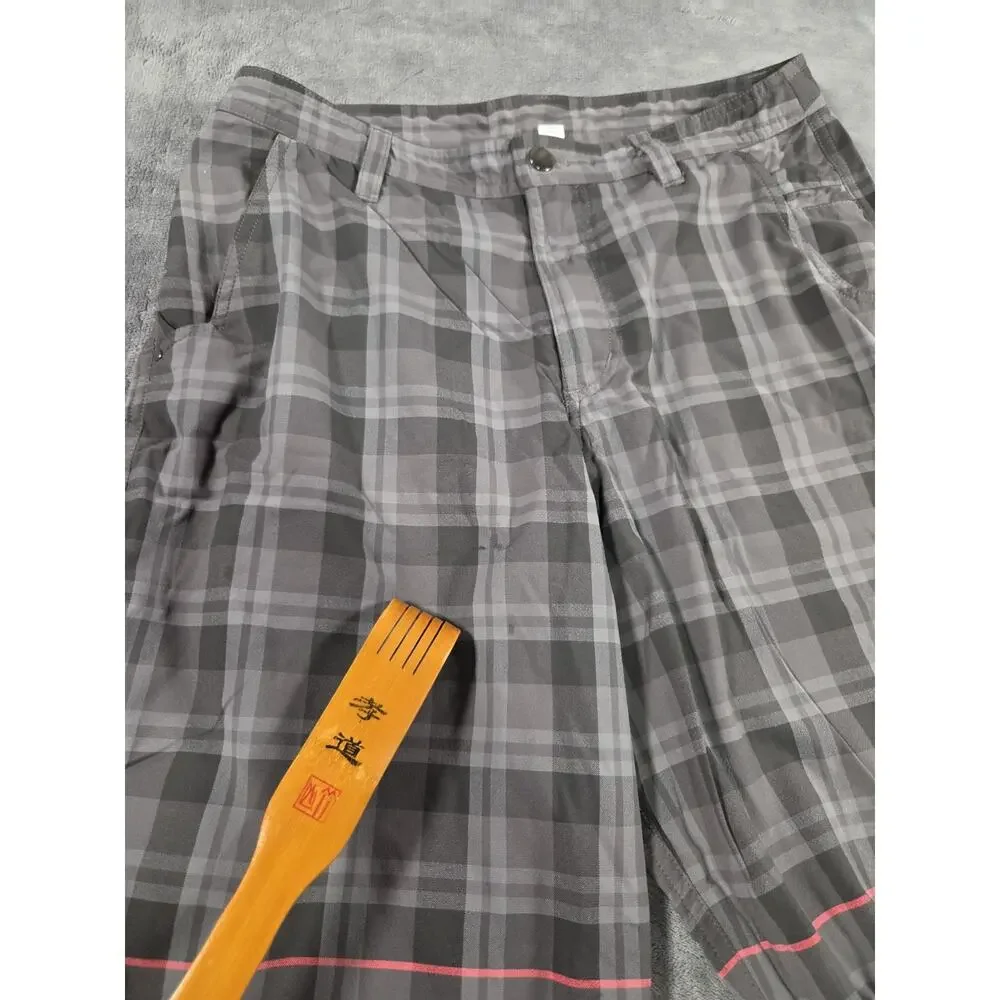 Lululemon Shorts Mens Size 32 Chino Outdoors Pockets Lightweight Gray Squares C2